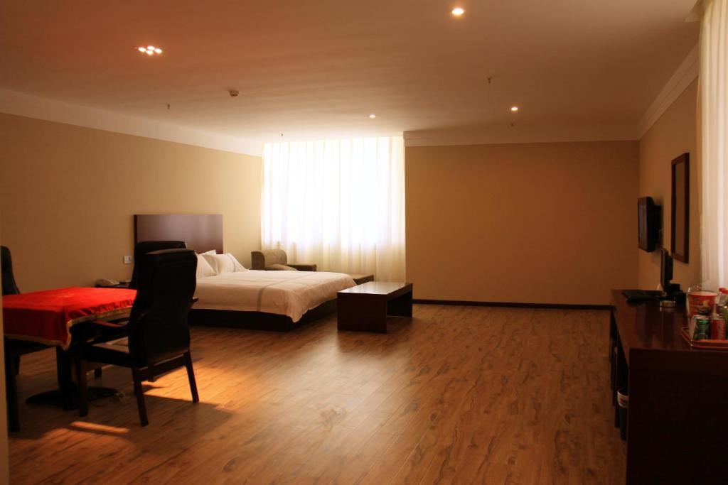 Zhou Wang Cheng Hotel Λουό Γιανγκ Δωμάτιο φωτογραφία