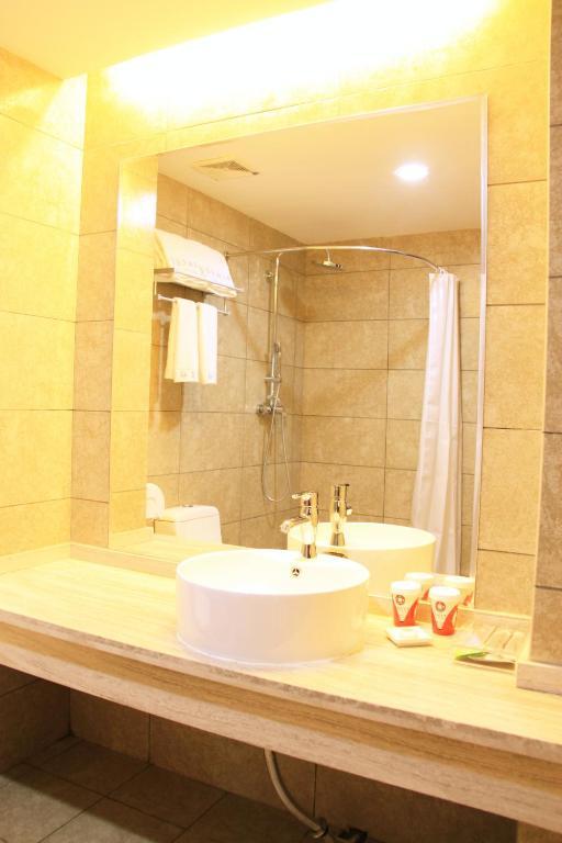 Zhou Wang Cheng Hotel Λουό Γιανγκ Εξωτερικό φωτογραφία